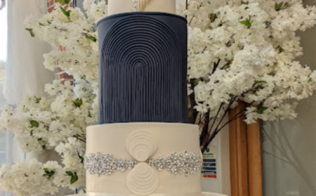 Art Deco Navy Blue Theme Wedding Cake