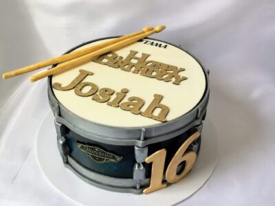 drum cake